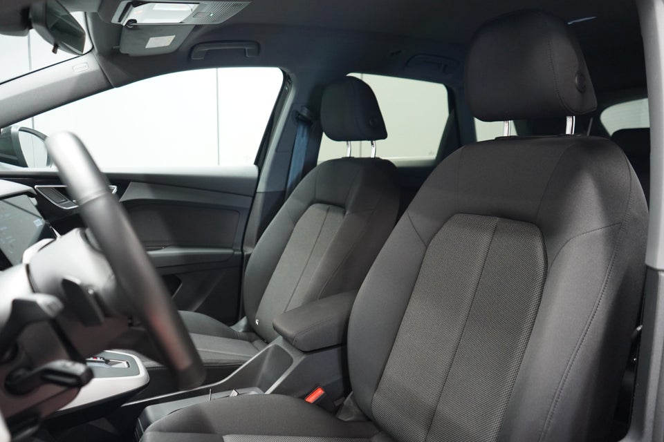 Audi Q4 e-tron 45 S-line 5d