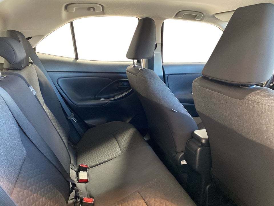 Toyota Yaris Cross 1,5 Hybrid Active Tech e-CVT 5d