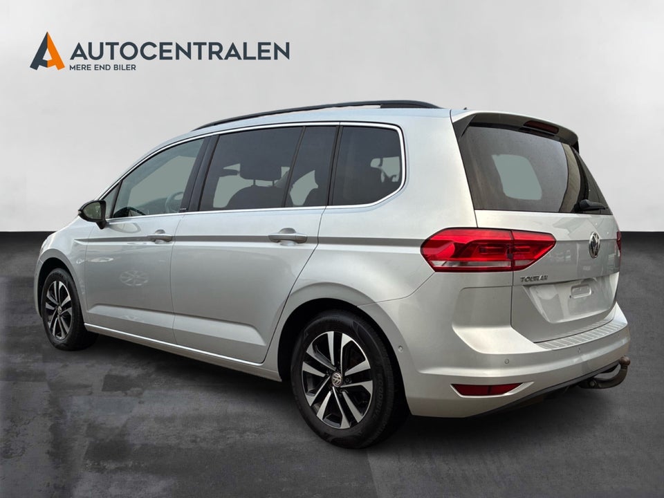 VW Touran 1,6 TDi 115 IQ.Drive DSG 7prs 5d