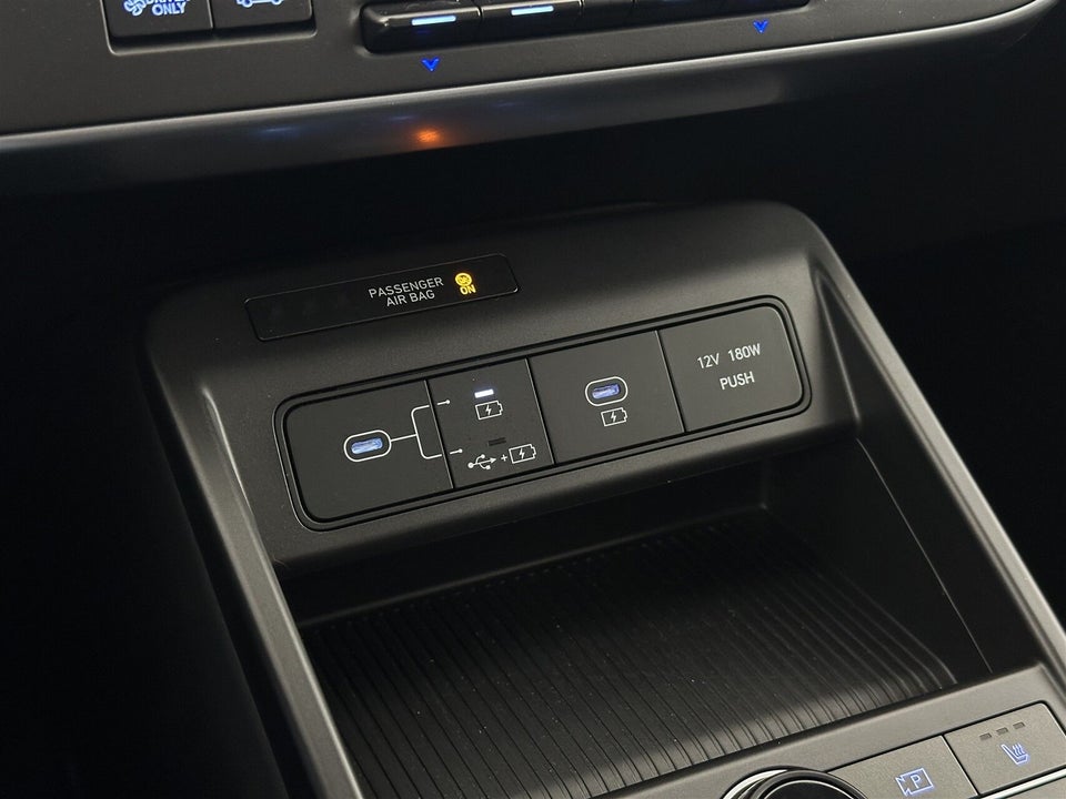 Hyundai Kona 65 EV Essential 5d