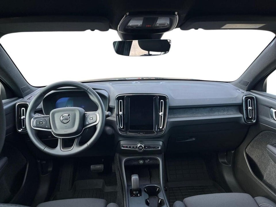 Volvo EC40 Extended Range Black Edition 5d