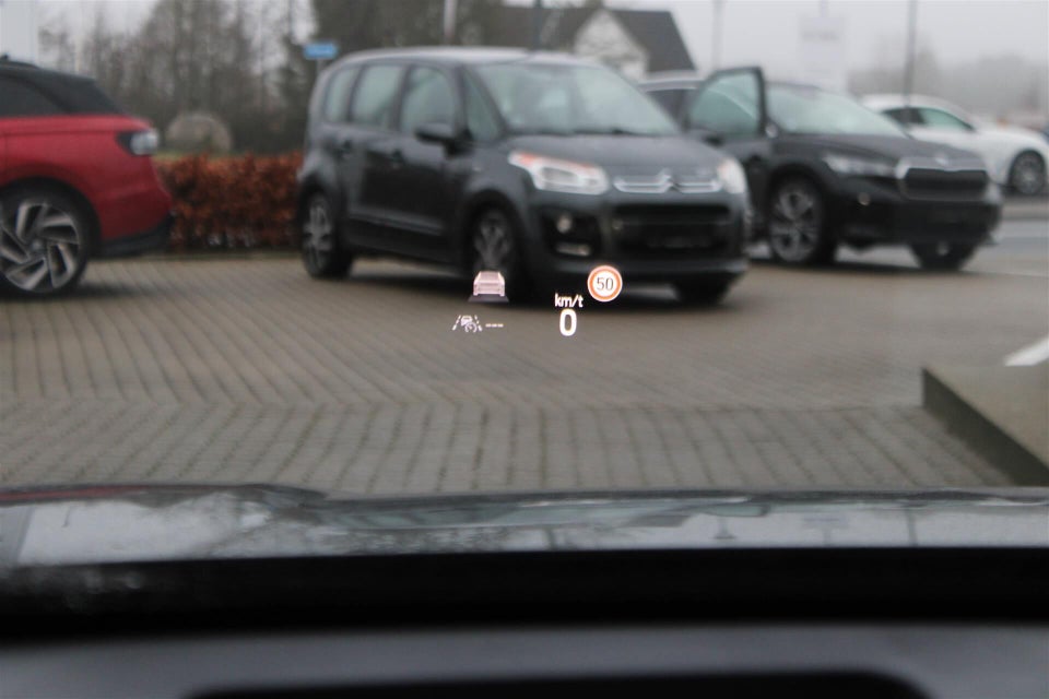 Ford Explorer 82 Select Extended Range 5d