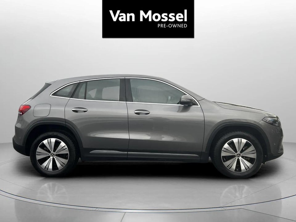Mercedes EQA250+ Progressive 5d
