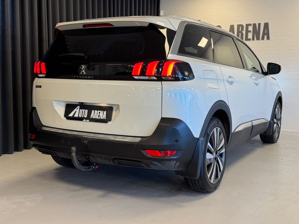 Peugeot 5008 1,6 BlueHDi 120 Allure 7prs 5d