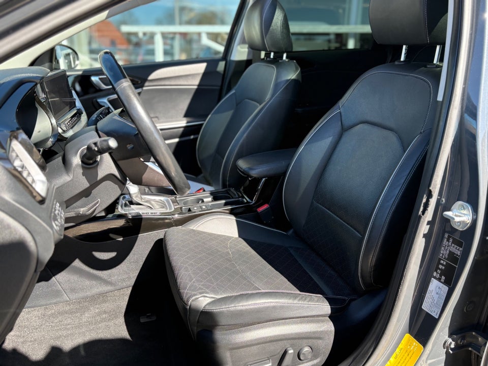 Kia Ceed 1,6 PHEV Upgrade SW DCT 5d