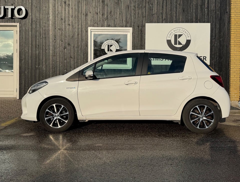 Toyota Yaris 1,5 Hybrid H2 Premium e-CVT 5d