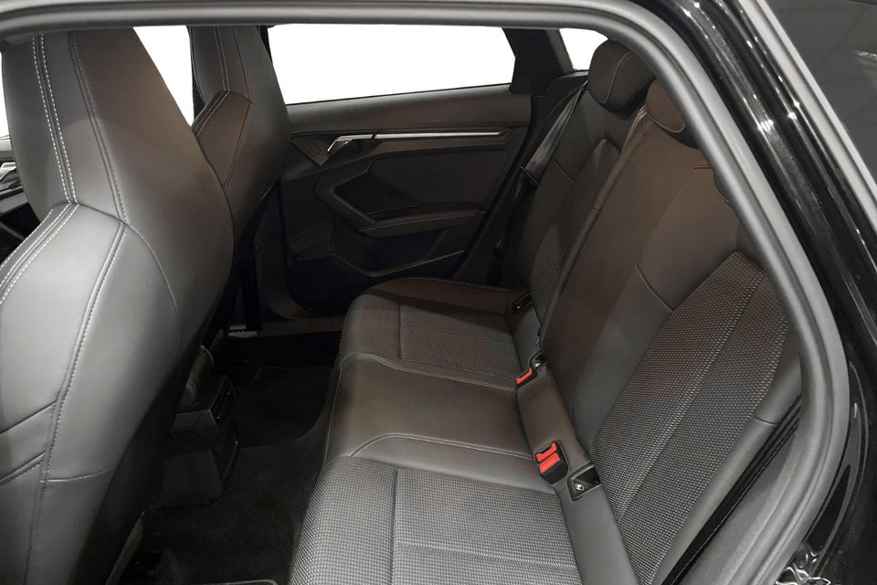 Audi A3 45 TFSi e S-line Sportback S-tr. 5d