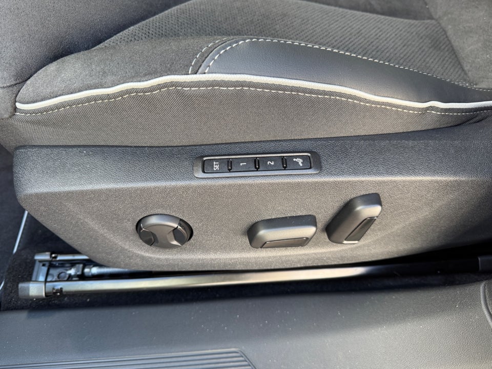 Skoda Enyaq 85 iV Sportline Maxx 5d