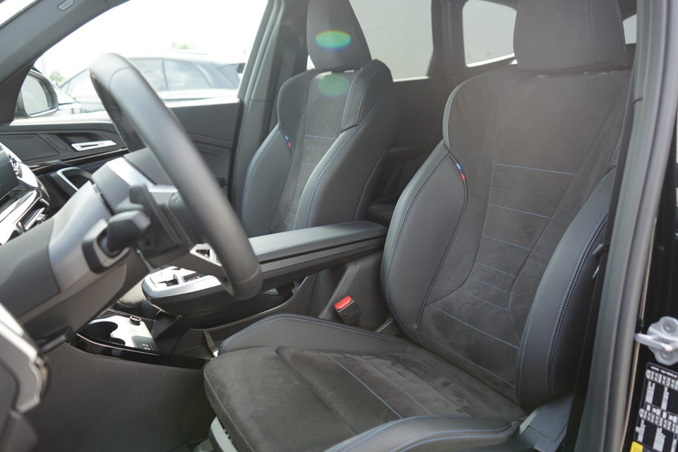 BMW iX1 eDrive20 M-Sport 5d