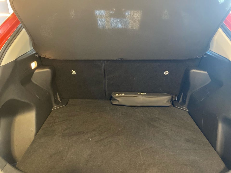 Toyota Yaris Cross 1,5 Hybrid Active Tech e-CVT 5d