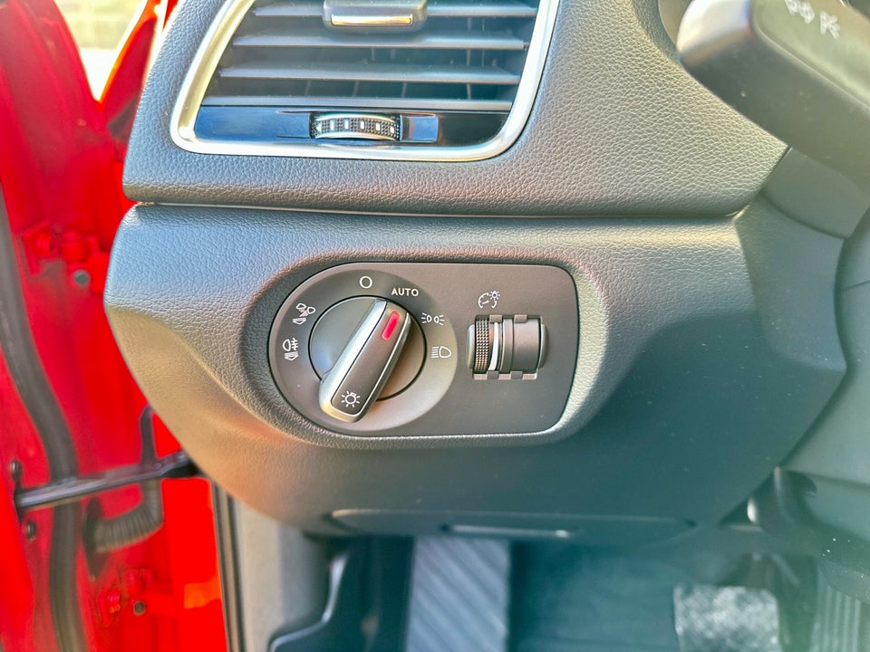 Audi Q3 1,4 TFSi 150 Sport S-tr. 5d