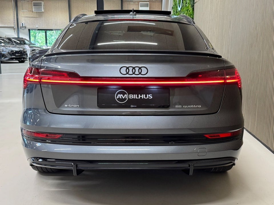Audi e-tron 55 S-line Sportback quattro 5d