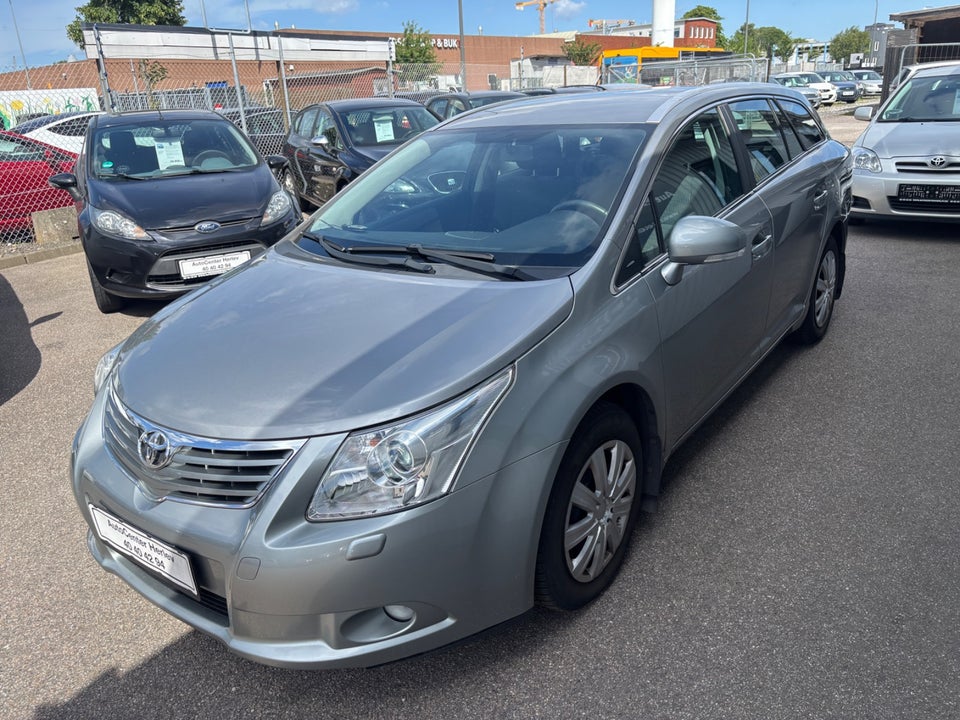 Toyota Avensis 2,0 D-4D TX stc. 5d