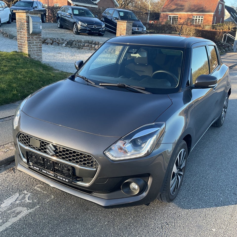 Suzuki Swift 1,2 Dualjet mHybrid Exclusive Gold 5d