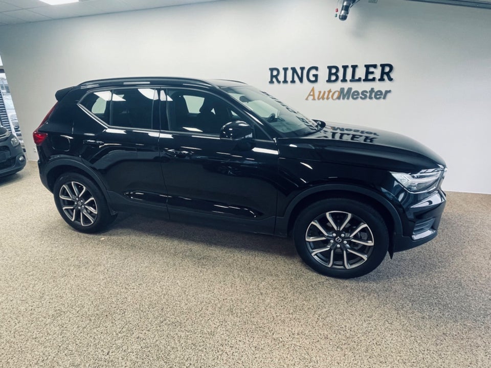 Volvo XC40 1,5 T3 156 5d