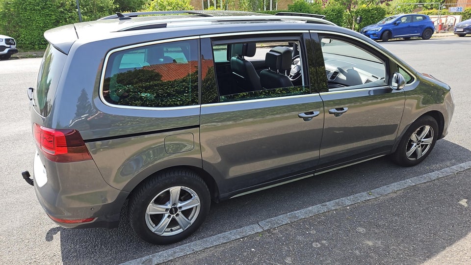 VW Sharan 2,0 TDi 150 Highline DSG 7prs 5d