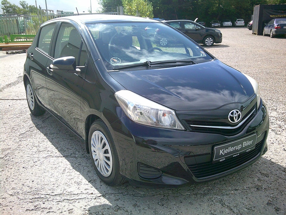 Toyota Yaris 1,4 D-4D T2 5d
