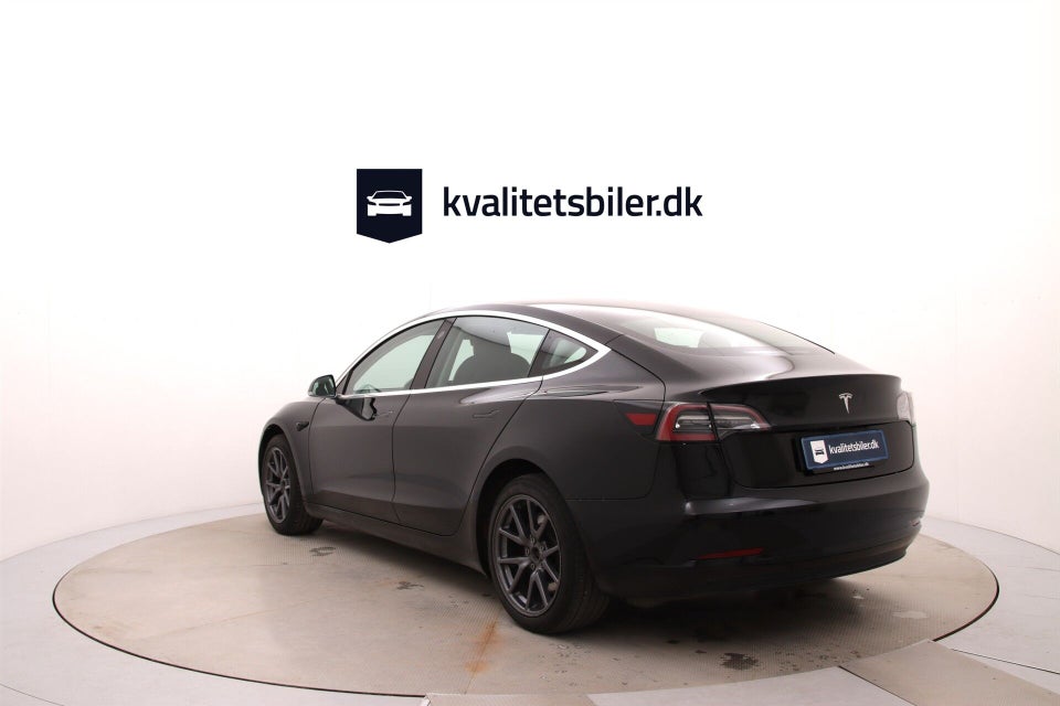 Tesla Model 3 Standard Range+ RWD 4d