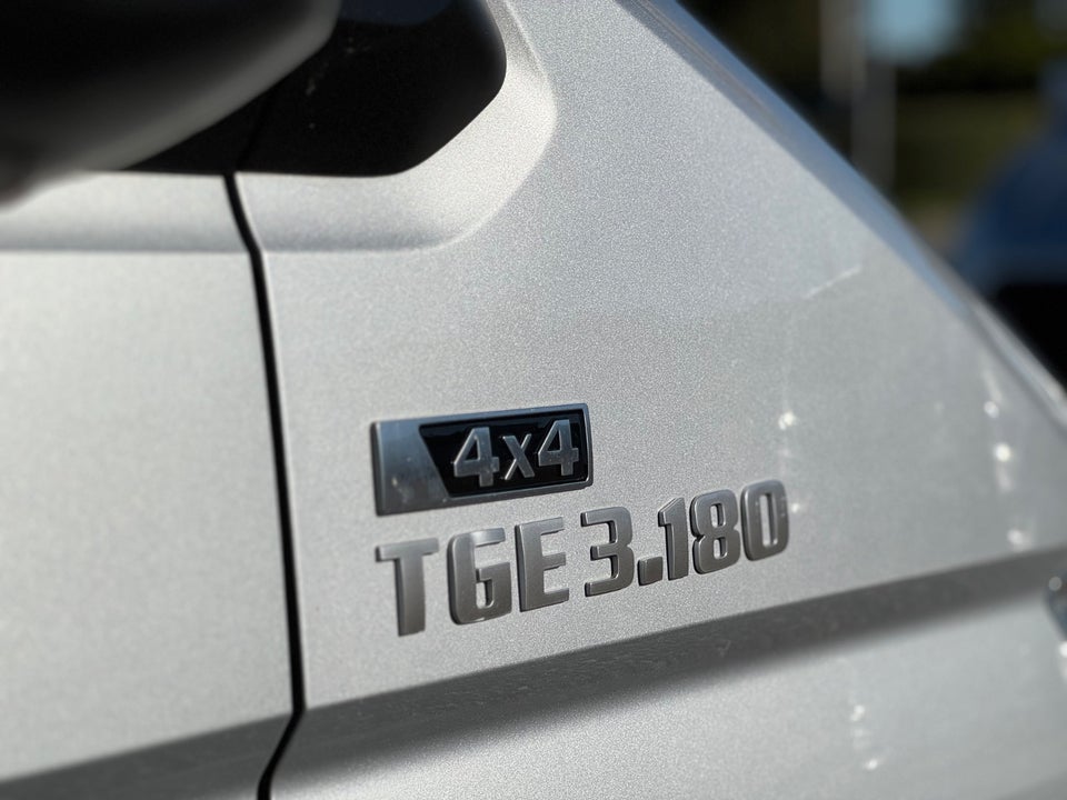 MAN TGE 2,0 3.180 Kassevogn L3H2 aut. AWD