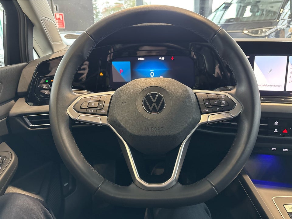 VW Golf VIII 1,5 eTSi 150 Style DSG 5d