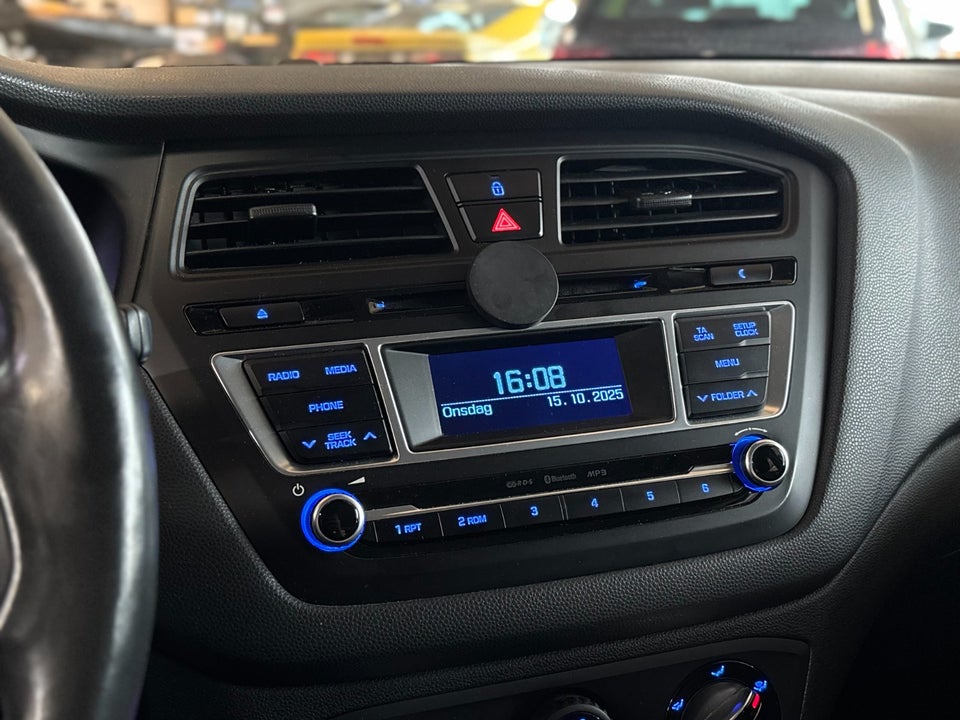 Hyundai i20 1,25 Trend 5d