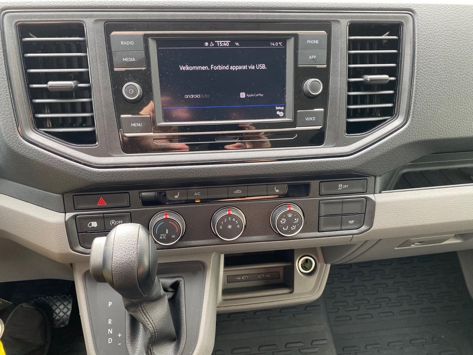 VW Crafter 35 2,0 TDi 177 Kassevogn L3H3 aut.