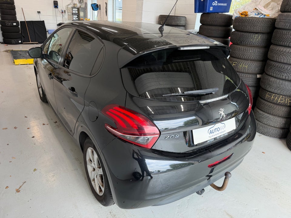 Peugeot 208 1,6 BlueHDi 100 Envy 5d