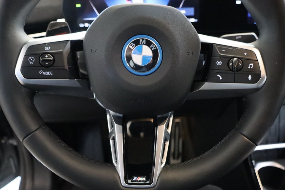 BMW iX2 eDrive20 M-Sport 5d