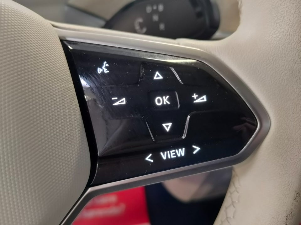 VW ID.Buzz 77 Pro SWB 5d