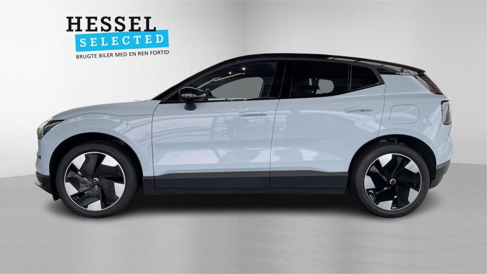 Volvo EX30 Extended Range Plus 5d