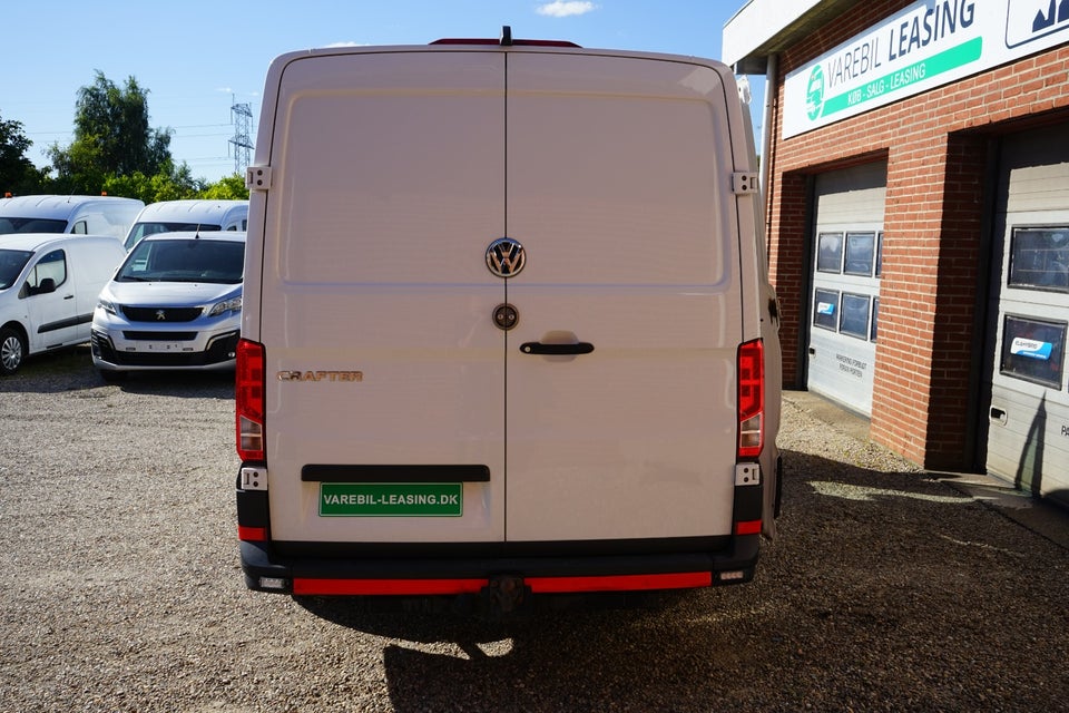 VW Crafter 35 2,0 TDi 140 Kassevogn L3H1