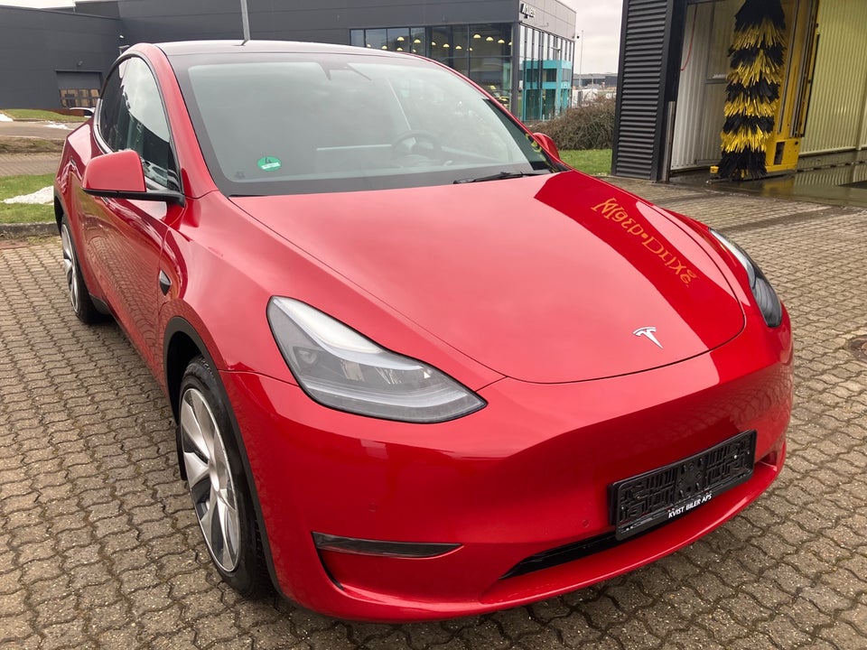 Tesla Model Y Long Range AWD 5d
