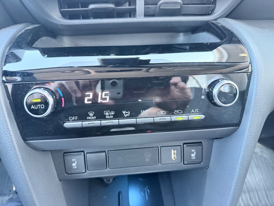 Toyota Yaris Cross 1,5 Hybrid Active Tech+ e-CVT 5d