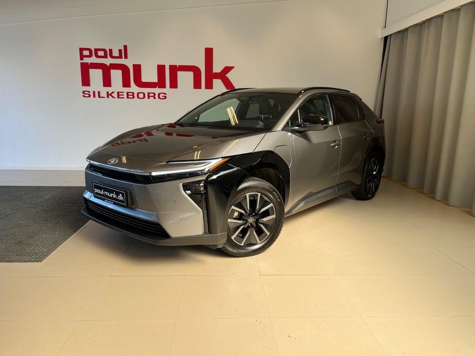 Toyota bZ4X 73 Active Tech 5d