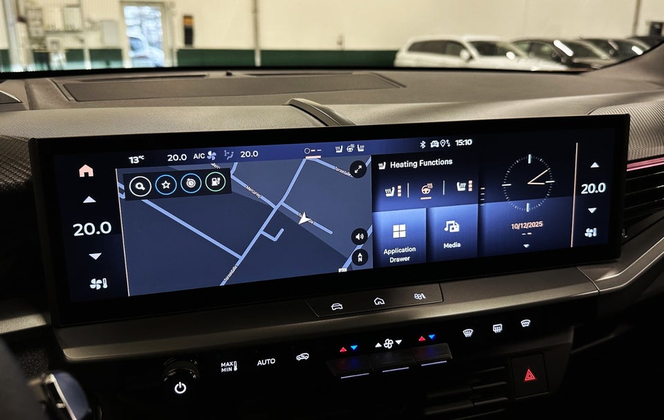 Opel Grandland-e 73 GS Sky 5d