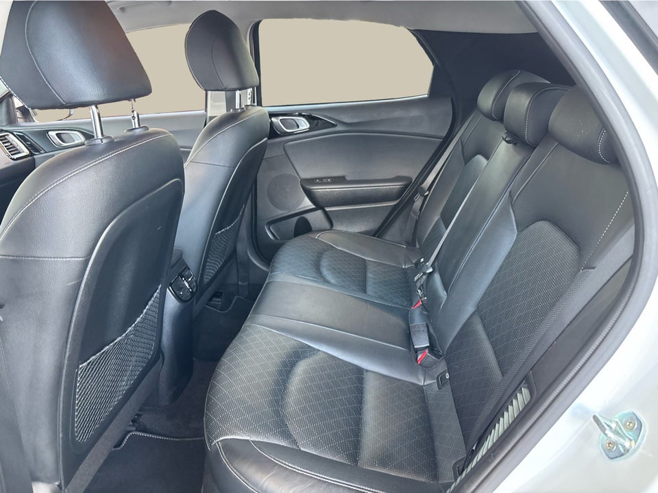 Kia XCeed 1,6 PHEV Upgrade DCT 5d