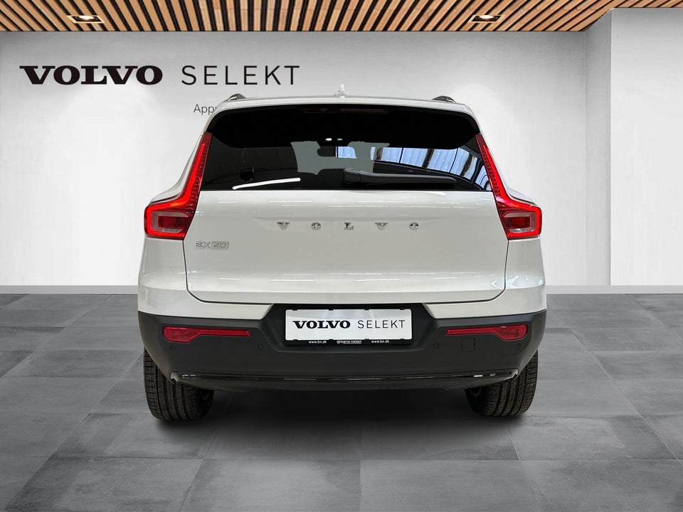 Volvo EX40 Extended Range Plus 5d