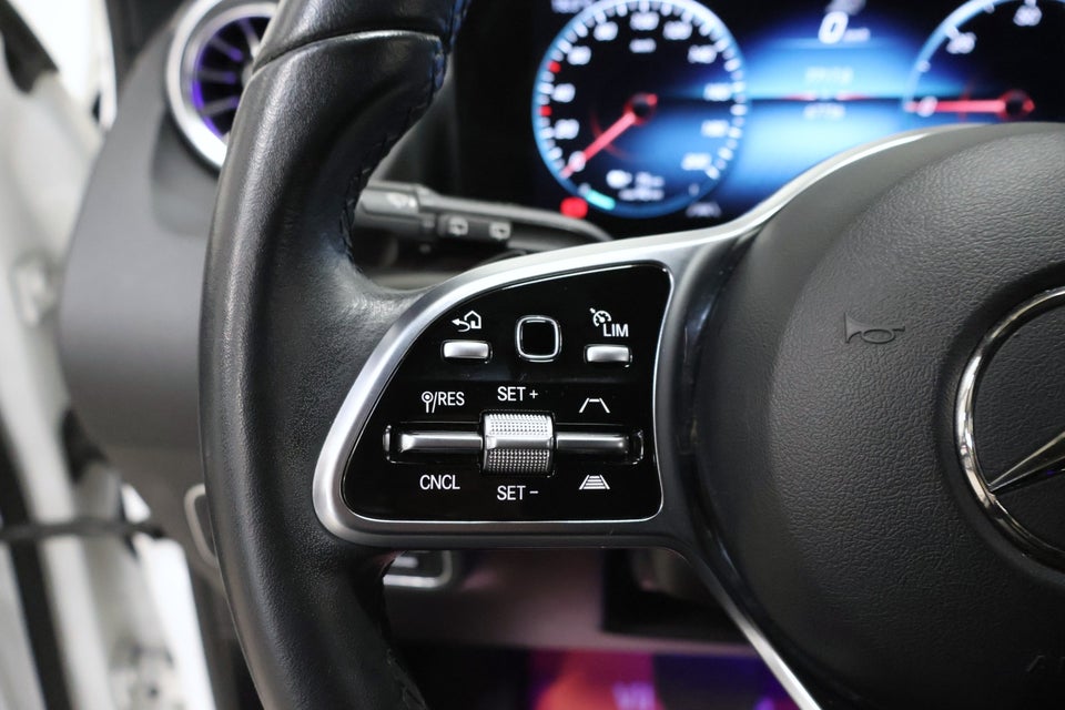 Mercedes EQA300 Progressive 4Matic 5d