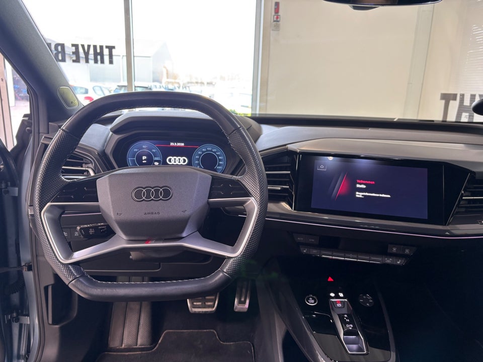 Audi Q4 e-tron 40 Attitude S-line 5d