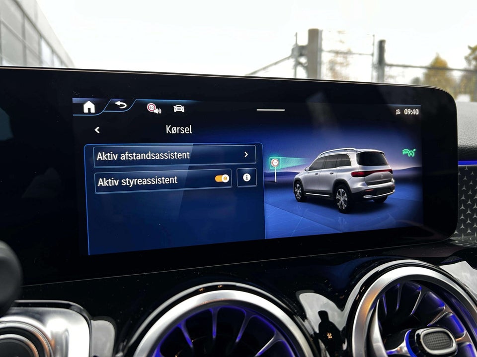 Mercedes EQB250+ Progressive 5d