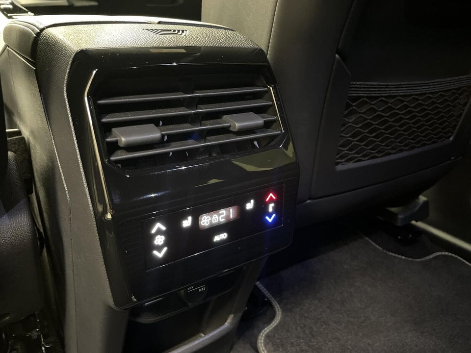 Peugeot e-5008 77 GT 7prs 5d