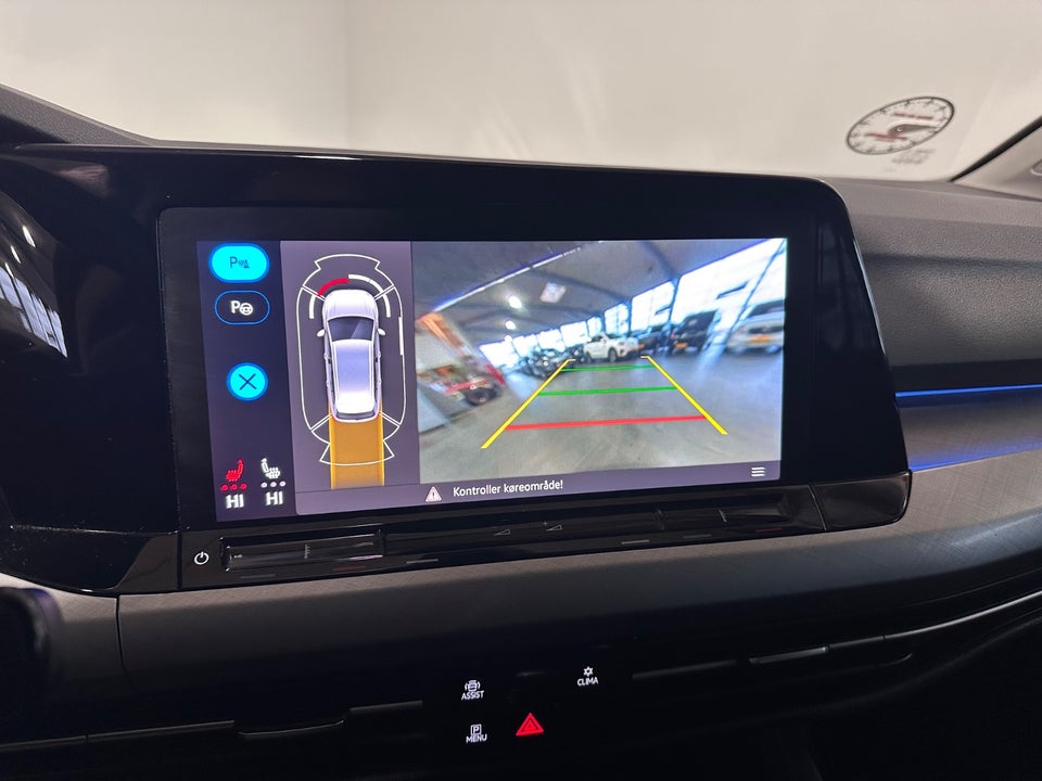 VW Golf VIII 2,0 TDi 115 Life Variant DSG Van 5d