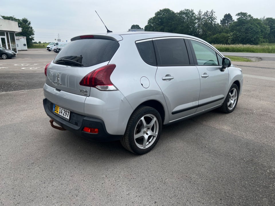 Peugeot 3008 1,6 e-HDi 114 Active ESG Van 5d