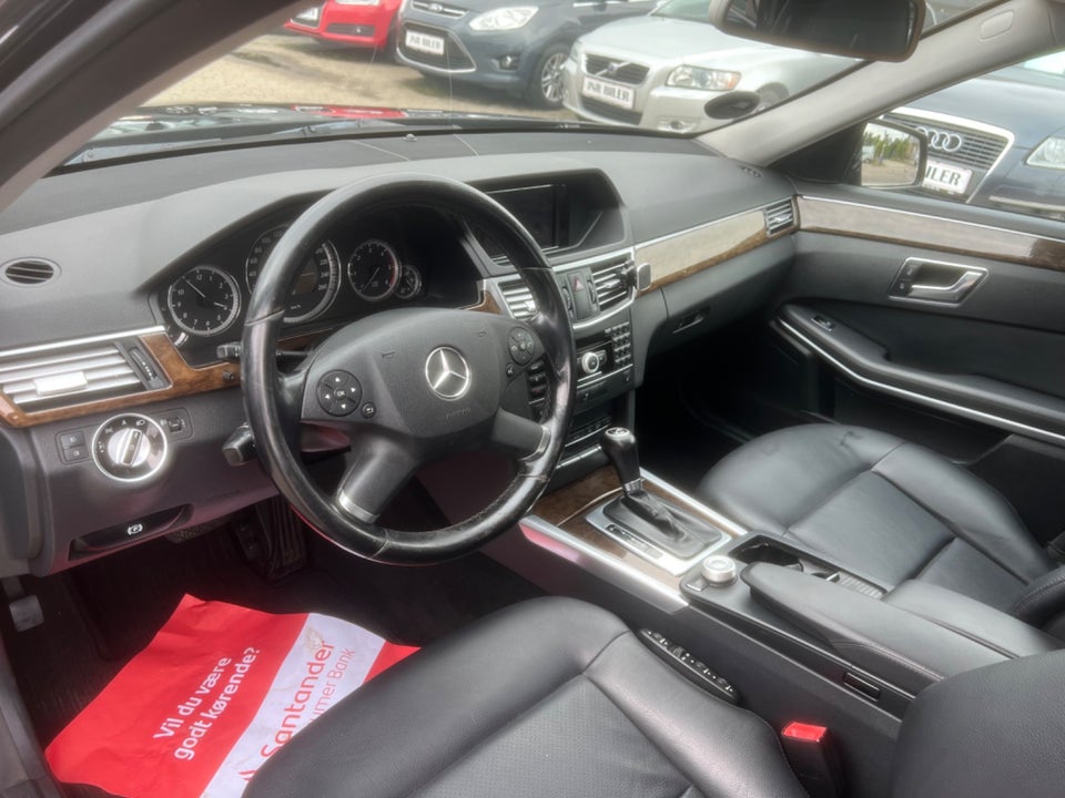 Mercedes E200 2,2 CDi Elegance stc. aut. BE 5d