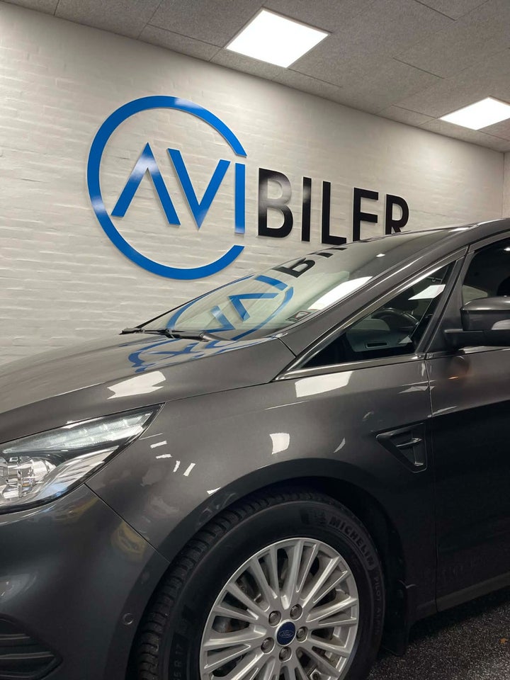 Ford S-MAX 2,0 EcoBlue Titanium aut. 5d