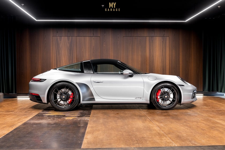 Porsche 911 Targa 4 GTS 3,0 PDK 2d