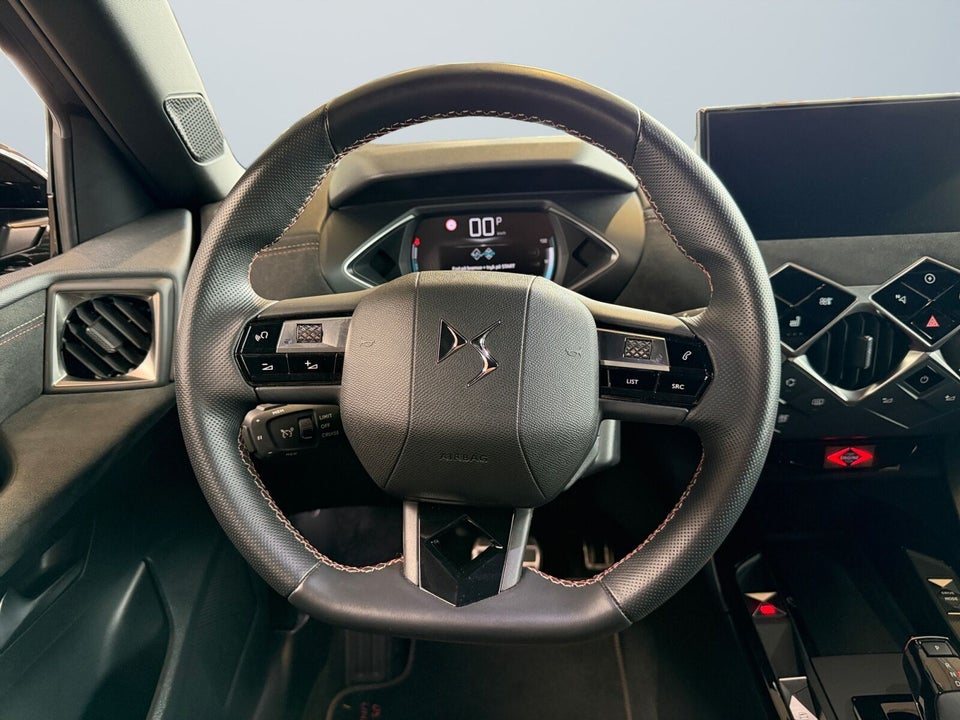 DS DS 3 CrossBack 50 E-Tense Performance Line Pack 5d
