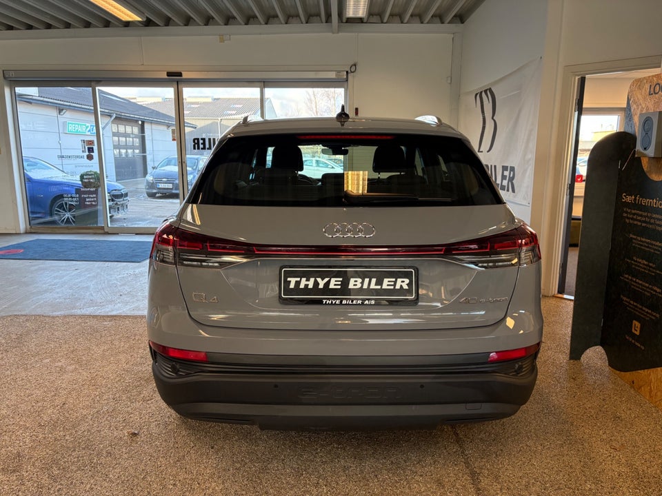 Audi Q4 e-tron 40  5d
