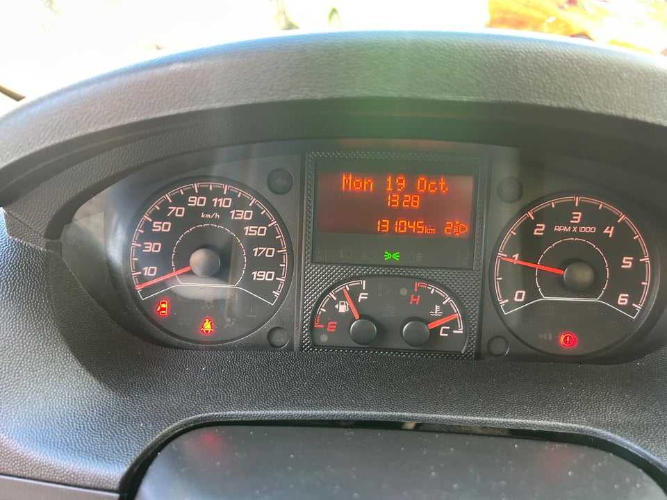 Peugeot Boxer 335 2,2 HDi 130 Ladvogn L3 2d
