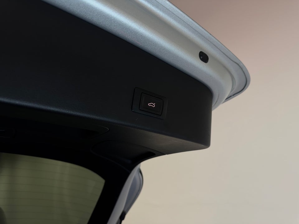 Audi A6 3,0 TDi 204 S-line Avant Multitr. 5d